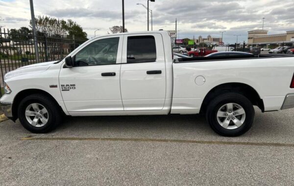 RAM 1500 SLT 2023